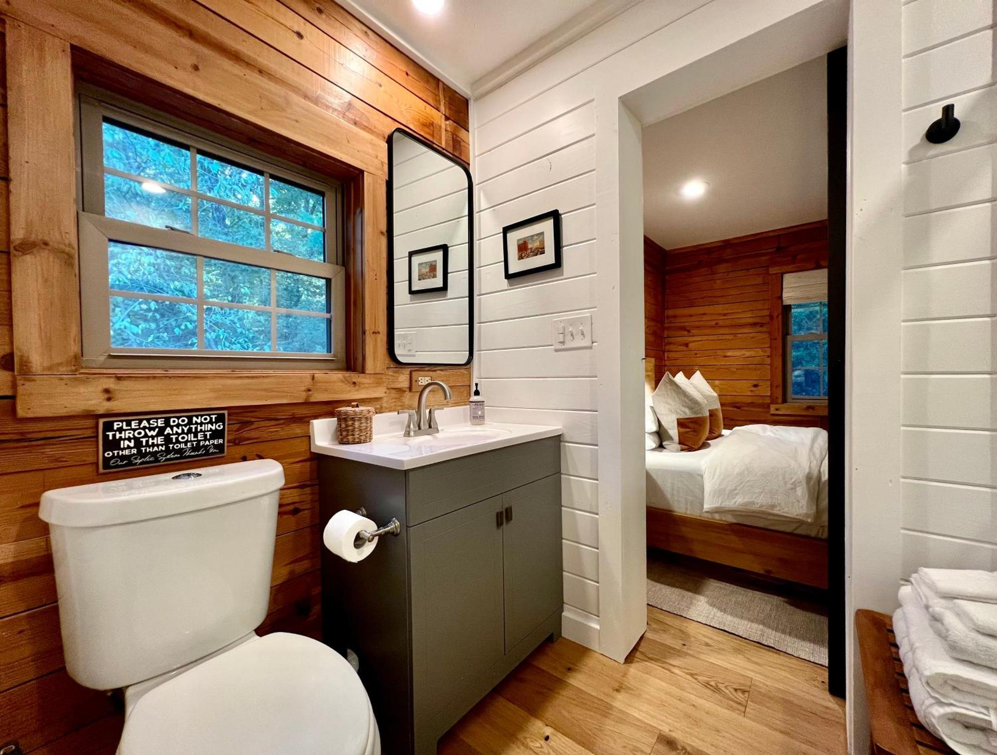 Glass Cabin Eureka Springs Extérieur photo